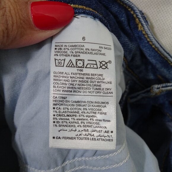 Old Navy Rockstar Super Skinny Mid-Rise Distressed Jeans Ripped Women Size 6 - Picture 5 of 10